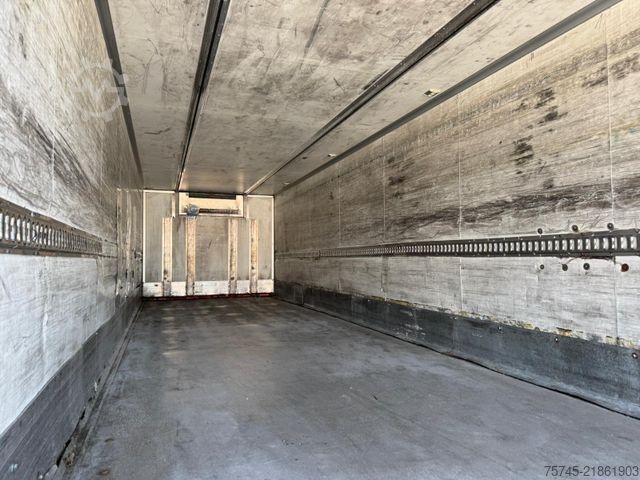 Refrigerated truck SCANIA P 280 Kühlkoffer mit BÄR Ladebordwand / Kiesling