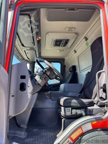 Refrigerated truck SCANIA P 280 Kühlkoffer mit BÄR Ladebordwand / Kiesling