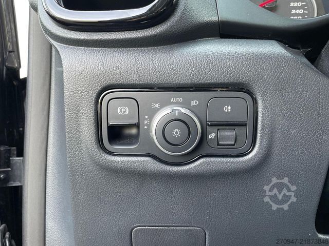Panel van MERCEDES-BENZ Vito 116 Tourer SELECT lang MULTIBEAM LED TEMP