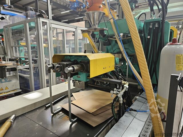 Injection molding machine Arburg Allrounder 520 S 1600-170