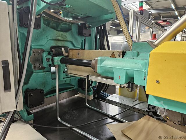 Injection molding machine Arburg Allrounder 520 S 1600-170