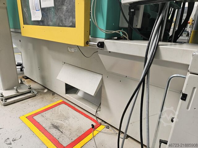 Injection molding machine Arburg Allrounder 520 S 1600-170