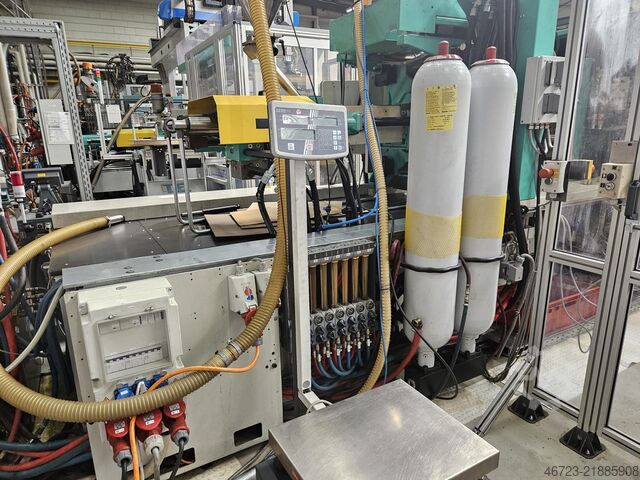 Injection molding machine Arburg Allrounder 520 S 1600-170