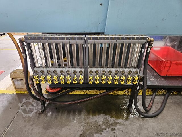 Injection molding machine DEMAG ergotech 200-610h/120v