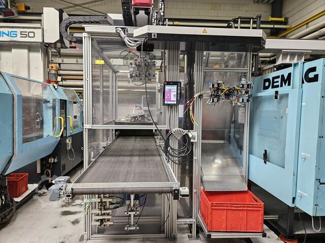 Injection molding machine DEMAG ergotech 200-610h/120v