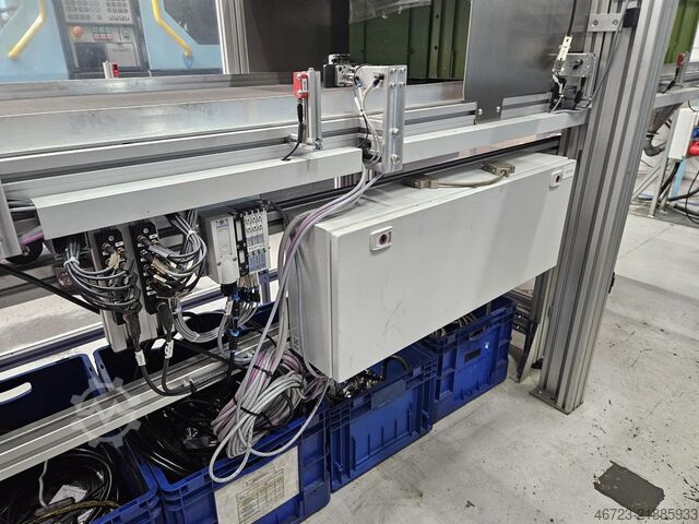 Injection molding machine DEMAG ergotech 200-610h/120v