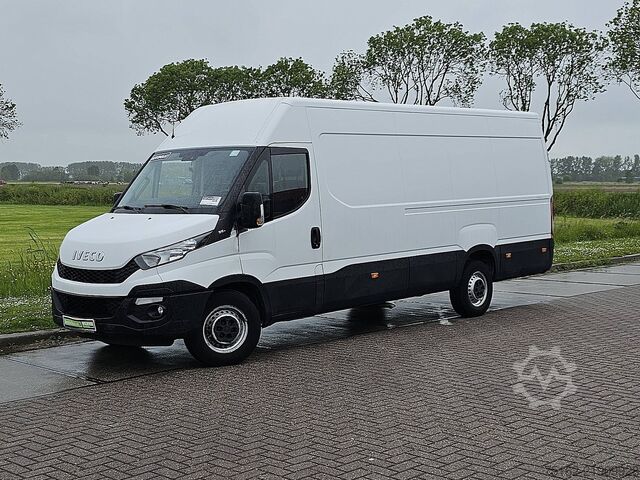 High-roof van IVECO