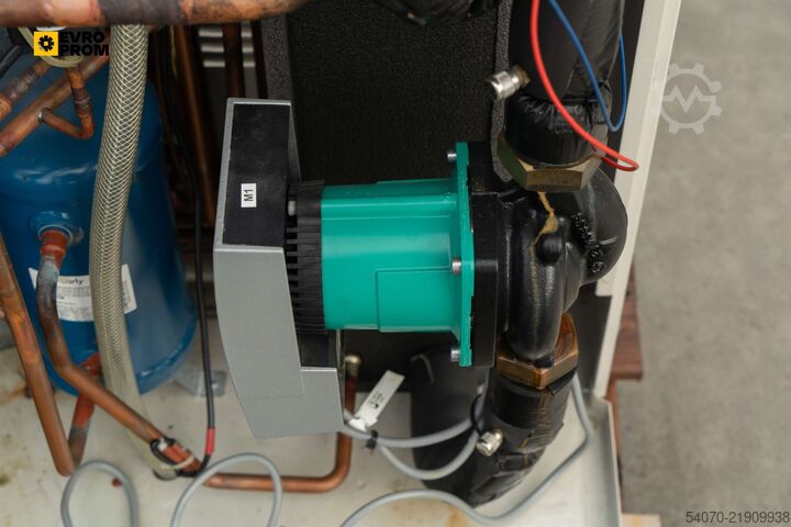 Chiller / Heat pump Used Aircooled Chiller / Heat pump SYSTEMAIR 23.15 kW / 23.5 kW 2015 yom