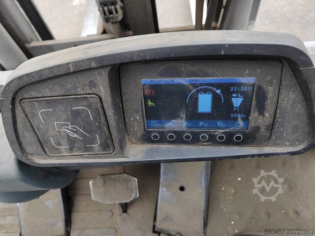 Electric - 4 wheels Jungheinrich EFG320 no battery ( 3 st paket )