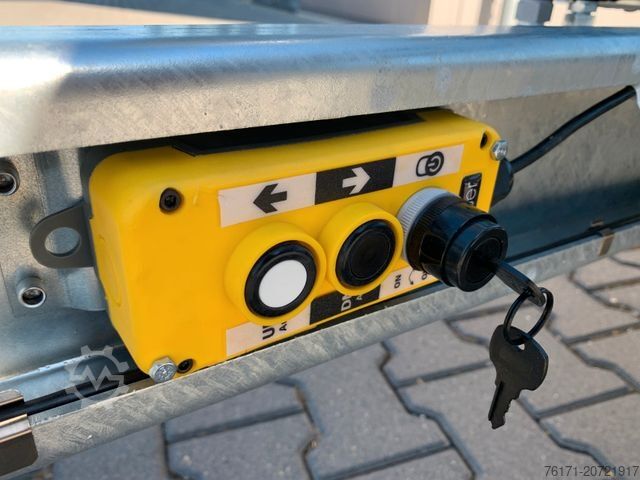 Dreiseitenkipper Anhänger SARIS Dreiseitenkipper elektrisch K3*2,7t*306 170 2700