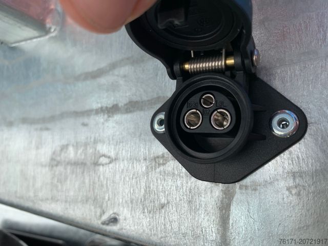 Dreiseitenkipper Anhänger SARIS Dreiseitenkipper elektrisch K3*2,7t*306 170 2700