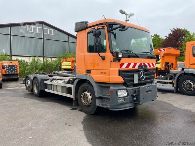 Other MERCEDES-BENZ Actros 2/3 6-Zyl. 3-Achser 2541   OM 501 LA