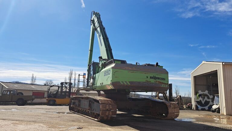 Umschlagbagger Sennebogen 850R with hydraulic rotating grapple