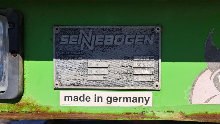 Umschlagbagger Sennebogen 850R with hydraulic rotating grapple