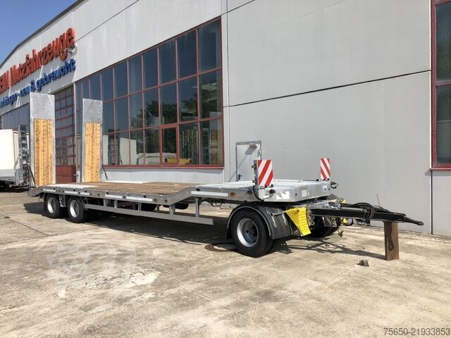 Low loader trailer Möslein T 3-6 VB  3 Achs Tieflader- Anhänger, Luftgefedert, Verbreiterung
