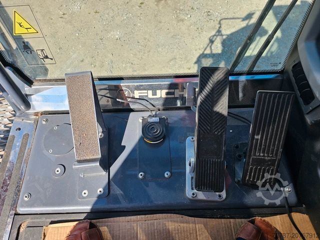 Mobilbagger FUCHS mobiler Ladekran 380/390MHL mit augeräten