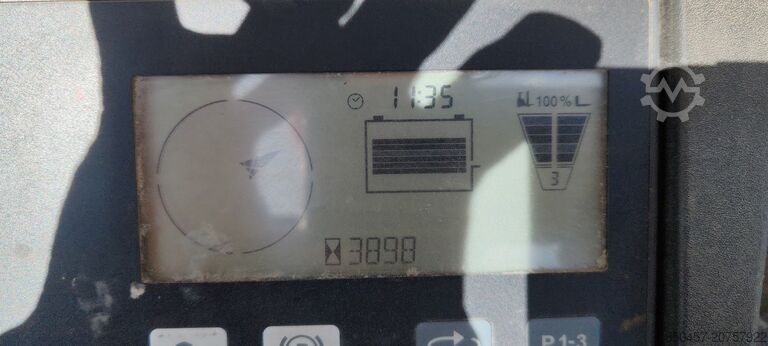 Sitz-Gabelhubwagen Jungheinrich ESE220 2400mm