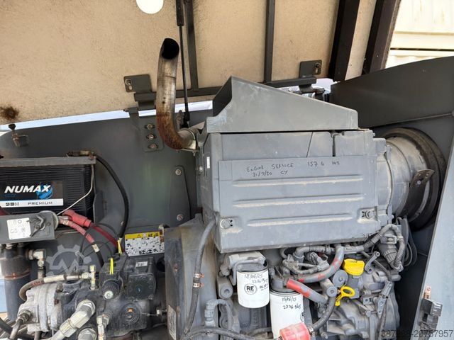 Arbeitsbühne Skyjack SJ46AJ 4x4 Diesel / 16 Meter / 2015 Bj