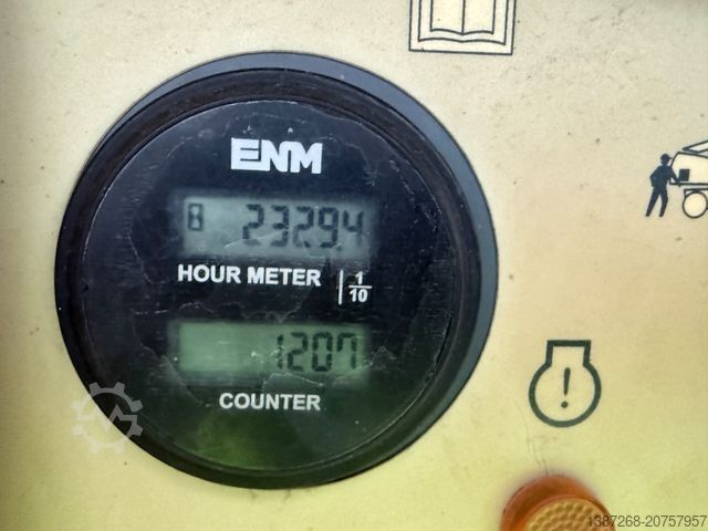 Arbeitsbühne Skyjack SJ46AJ 4x4 Diesel / 16 Meter / 2015 Bj