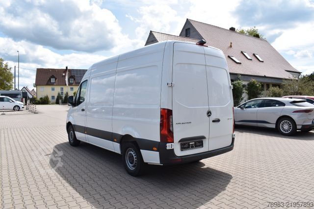 High top van MERCEDES-BENZ Sprinter 317 CDI 9 G-Tronic Hochraumkast. Abstan