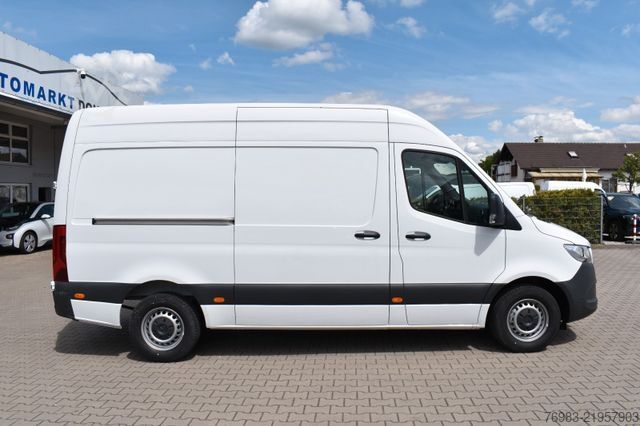 Kastenwagen hoch MERCEDES-BENZ Sprinter 317 CDI 9 G-Tronic Hochraumkast. Abstan