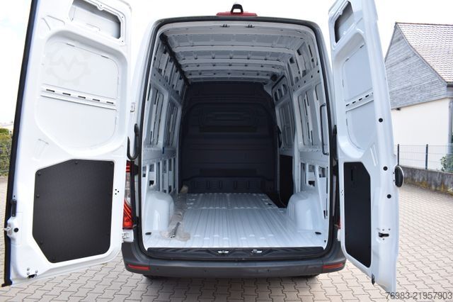 Kastenwagen hoch MERCEDES-BENZ Sprinter 317 CDI 9 G-Tronic Hochraumkast. Abstan