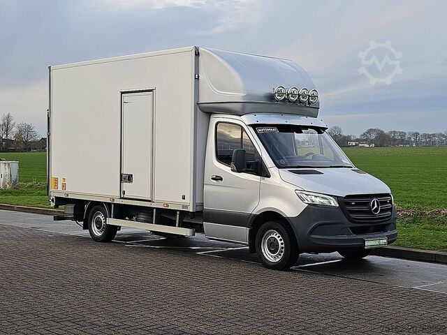 Koffer MERCEDES-BENZ SPRINTER 316 Bakwagen Laadklep!