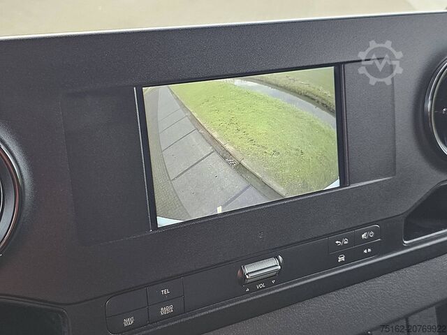 Koffer MERCEDES-BENZ SPRINTER 316 Bakwagen Laadklep!