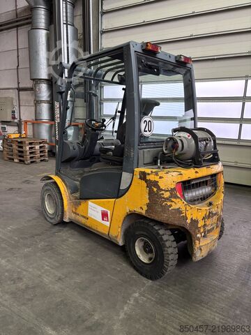 LPG Forklifts Jungheinrich TFG425 5m/ 4466mh/ 2010y