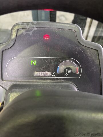 LPG Forklifts Jungheinrich TFG425 5m/ 4466mh/ 2010y