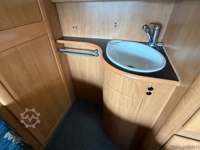 Integrated camper HYMER/ERIBA B654 Vollintegriert Fiat 2.8 Tdi 90 kw KLIMA