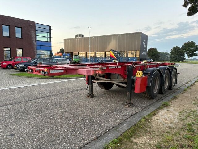 Fliegl SDS 20FT (Tank) / Damage - Crack at Suspension / BPW Disc Brakes LT4785 Fliegl SDS 20FT (Tank) / Damage - Crack at Suspension ...