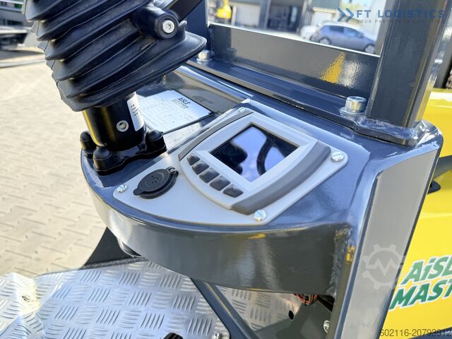 Schmalgangstapler Combilift AISLE MASTER TRIPLEX 8500 FREE LIFT TOP1