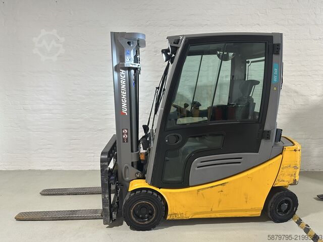 Gabelstapler Jungheinrich EFG 320