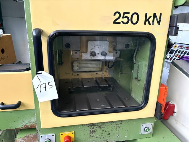 Automatic punching machine Schaal SEP25