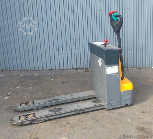 Electric Pallet Trucks Jungheinrich EJE M13   Li-Ion