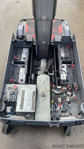 Vertikale Kommissionierer Jungheinrich EKM 202