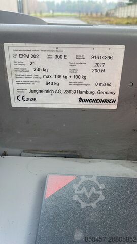 Vertical order pickers Jungheinrich EKM 202