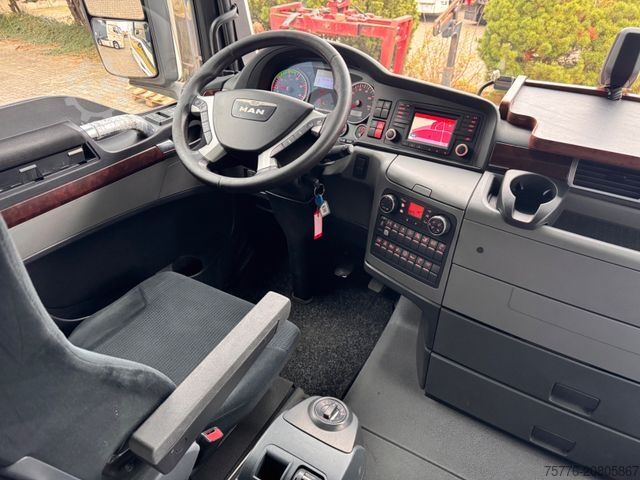 Volumen SZM MAN TGX 18.440 4x2   LLS-U LowLiner XXL