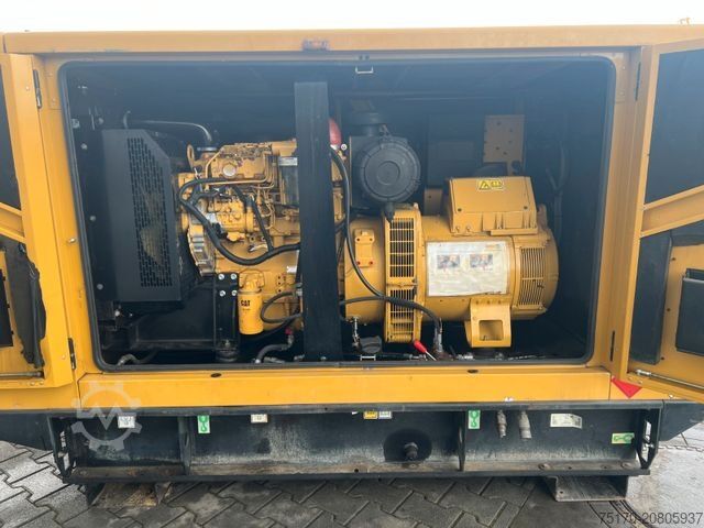 Sonstige CATERPILLAR DE110E2 Stromerzeuger / 100KVA / 2016 / 16.703h