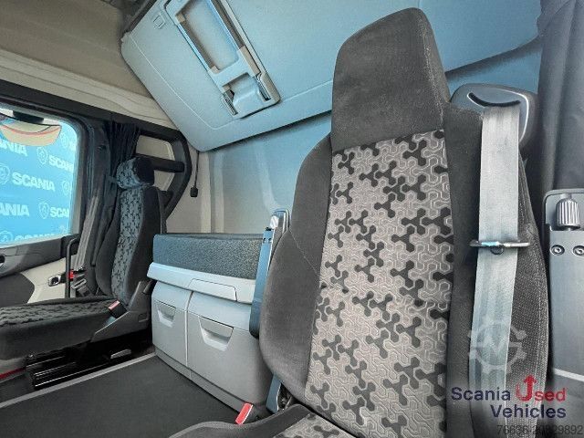 Standard tractor unit Scania R 450 A6x2/4NA RETARDER PTO LED NAVI