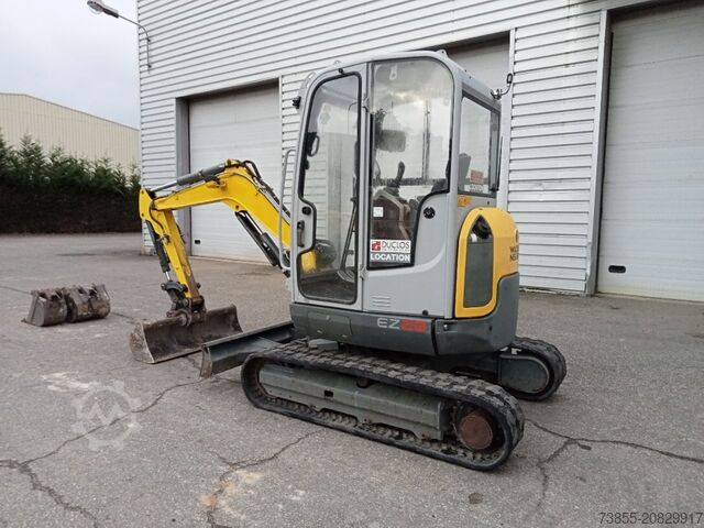 Minibagger < 7t Wacker Neuson EZ28