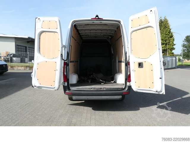 High top van MERCEDES-BENZ Sprinter 317 CDI L2H2 Klima Navi 9G-Tronik MOPF
