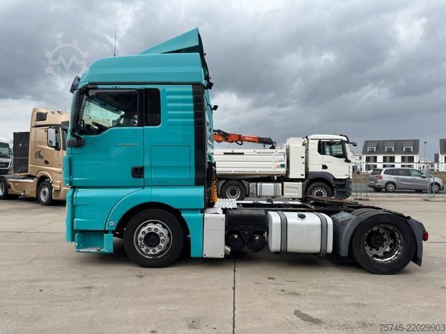 Volumen SZM MAN TGX 18.440 * VOLUMEN * 2 X TANK * RETARDER *