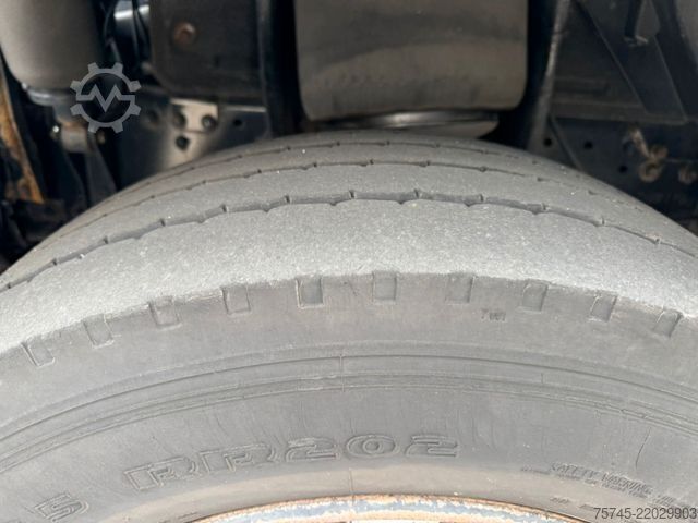 Volumen SZM MAN TGX 18.440 * VOLUMEN * 2 X TANK * RETARDER *