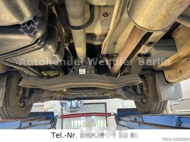 Feuerwehrfahrzeug MERCEDES-BENZ Sprinter 516 CDI RTW Fahrtec Stryker Trage