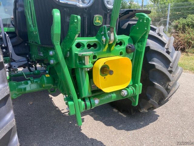 John Deere 6100M John Deere 6100M