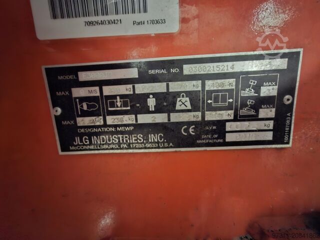 Teleskop-Gelenk Arbeitsbühne JLG E300AJP