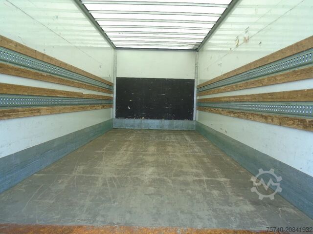 Koffer Iveco Eurocargo 120E21  euro 6 + lift + lot in stock