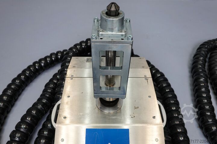 Vehicle vibration testing AKE Shakersystem for Vehicles NVH Prüfstand